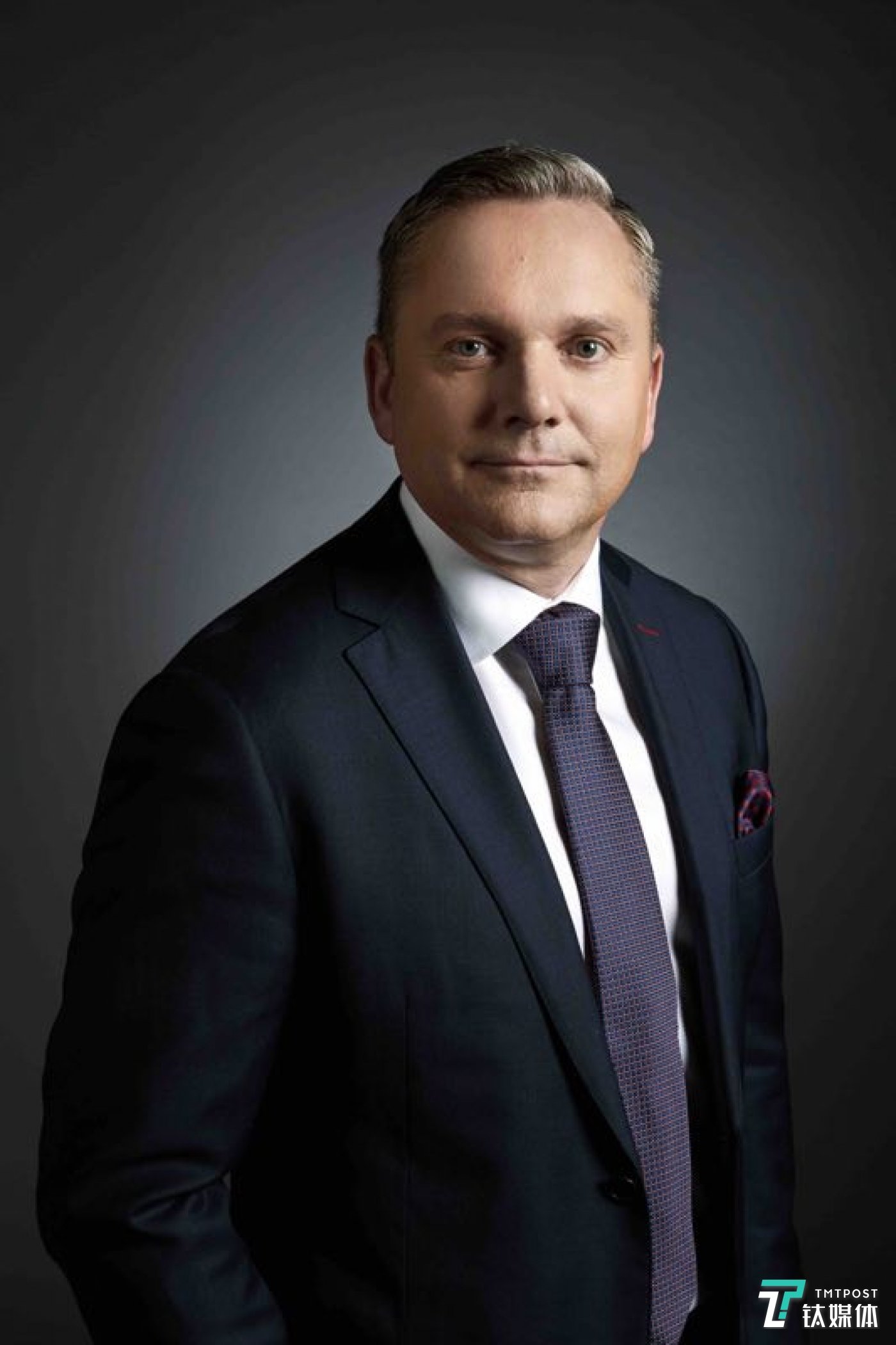 关于集结日荷甲传出新动向，阿斯顿维拉迎来里程碑，管理层表态——管理层满意，赛季目标并未改变的信息