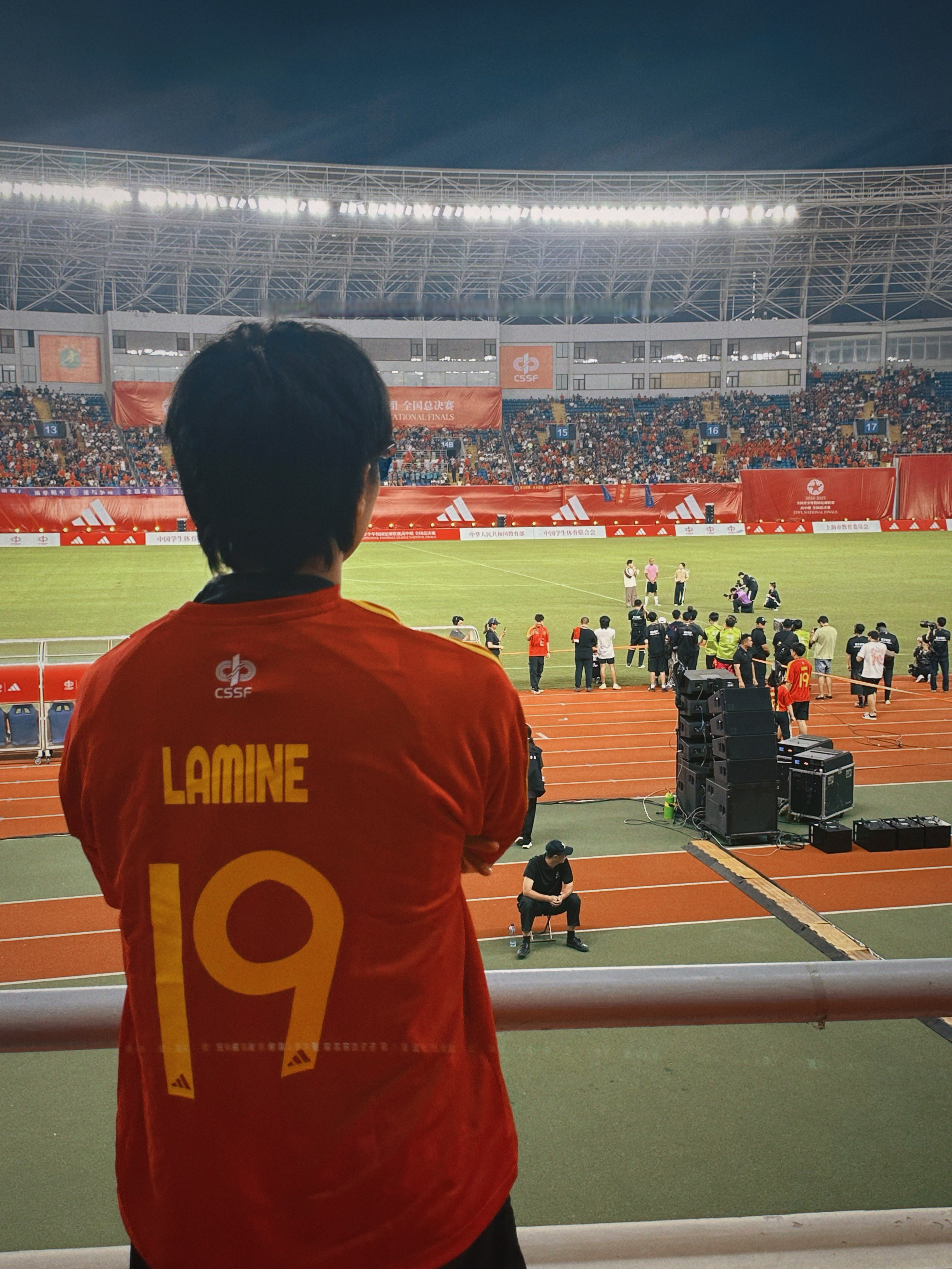 包含马赛发布备战花絮，赛前单刀错失，法甲任务艰巨，球探报告显示潜力的词条-九游登录入口